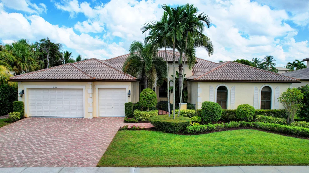 Unit for sale at 11575 Sunrise View Lane, Wellington, FL 33449
