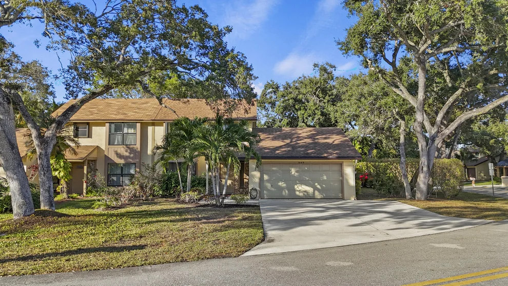 Unit for sale at 1089 Raintree Drive, Palm Beach Gardens, FL 33410