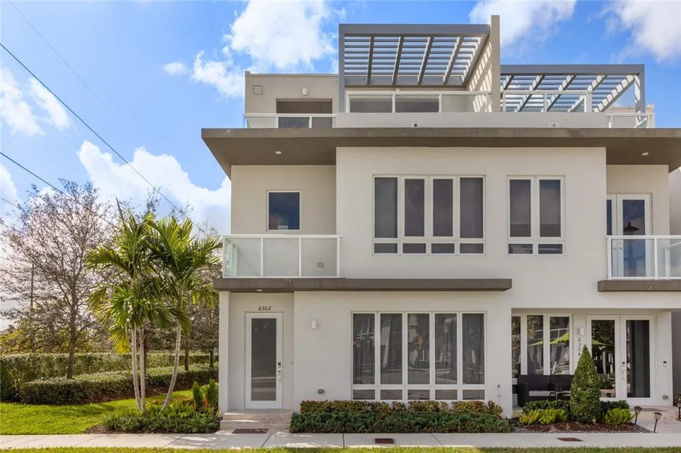 Unit for sale at 6302 NW 104th Path, Medley, FL 33178