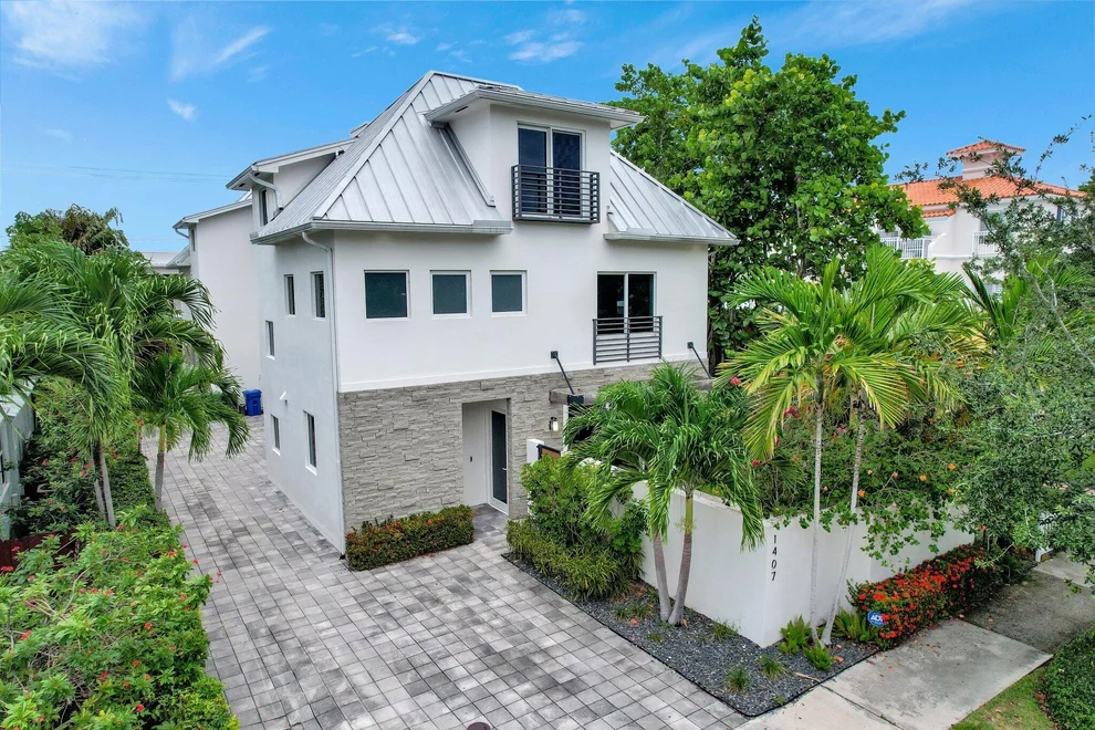Unit for sale at 1407 NE 4th Place, Fort Lauderdale, FL 33301