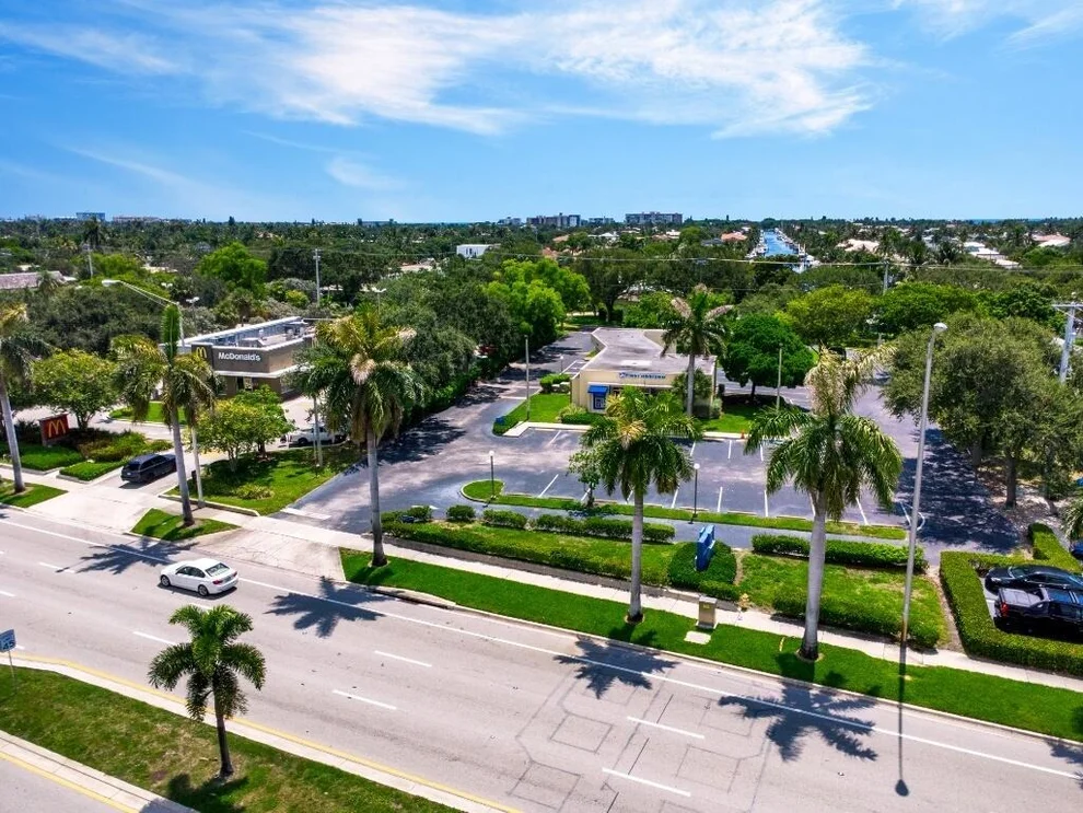 Unit for sale at 4820 N FEDERAL Highway, Lighthouse Point, FL 33064