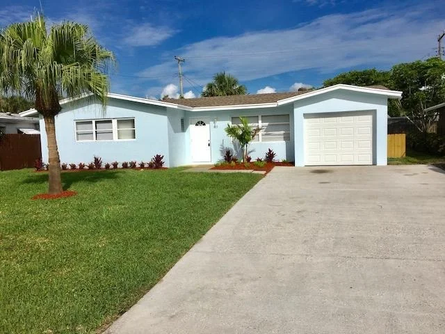 Unit for sale at 327 Azalea Street, Palm Beach Gardens, FL 33410