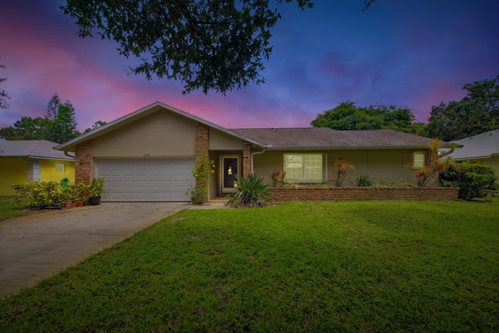 Unit for sale at 1316 41st Avenue, Vero Beach, FL 32960