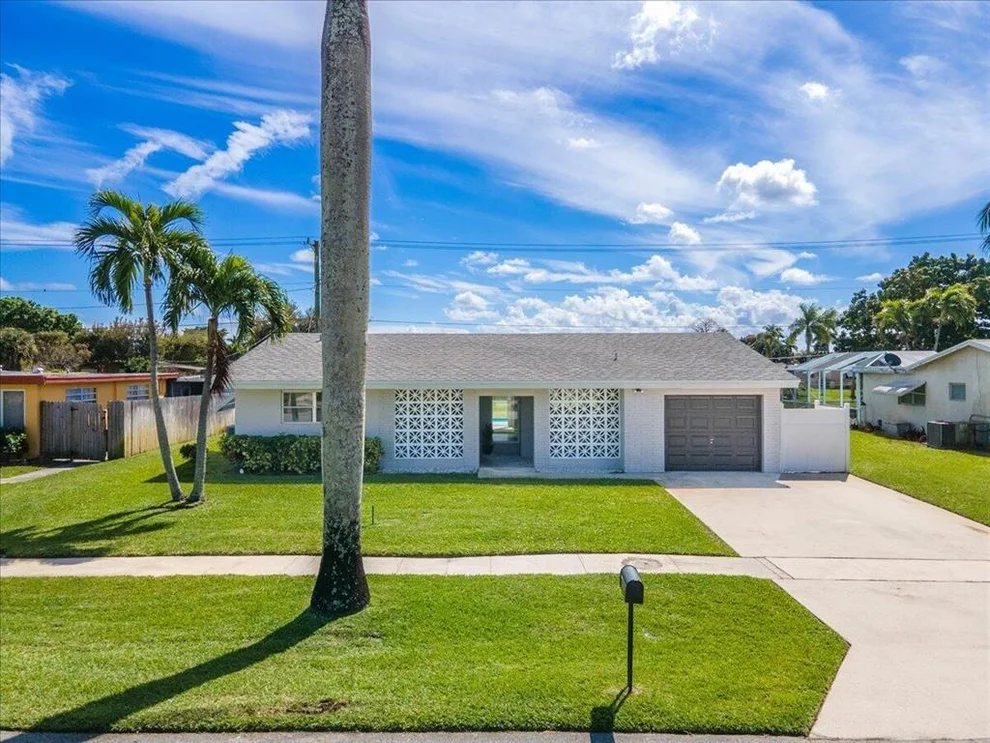 Unit for sale at 313 Cypress Lane, Palm Springs, FL 33461