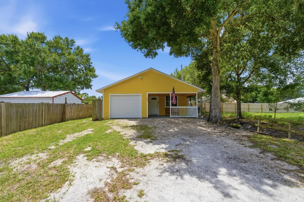 Unit for sale at 1845 SW 13th Pl Place SW, Vero Beach, FL 32962