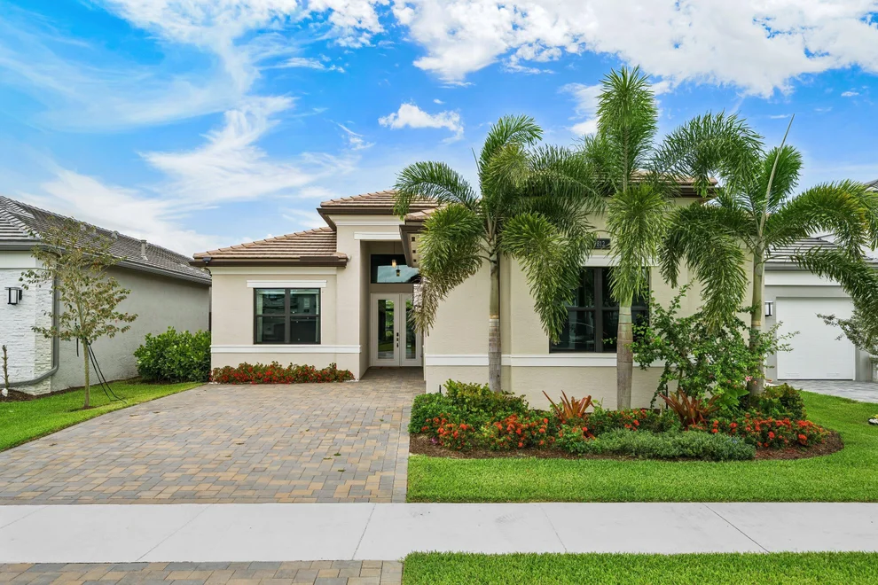 Unit for sale at 9812 Spruce Woods Drive, Boynton Beach, FL 33473