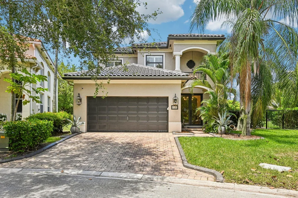 Unit for sale at 1121 Center Stone Lane, Riviera Beach, FL 33404