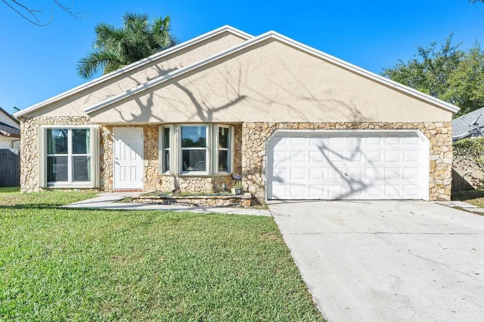 Unit for sale at 1001 SW 133rd Terrace, Davie, FL 33325