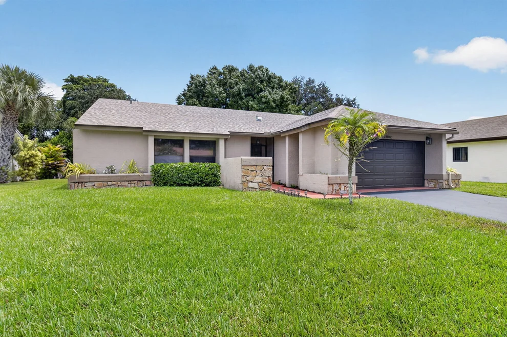 Unit for sale at 18102 104th Terrace S, Boca Raton, FL 33498