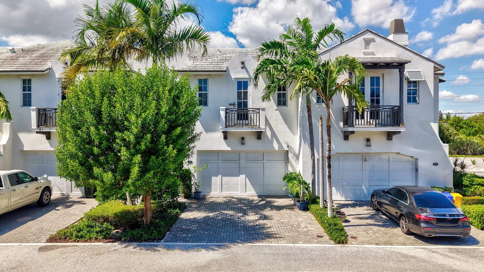 Unit for sale at 910 HAMILTON Lane, Delray Beach, FL 33483