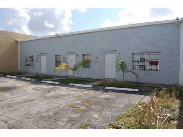 Unit for sale at 710 NE 1st Avenue, Fort Lauderdale, FL 33304