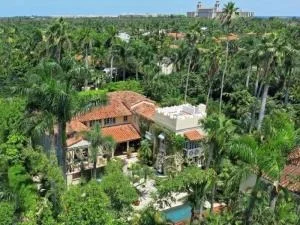 Unit for sale at 322 Clarke Avenue, Palm Beach, FL 33480