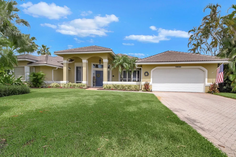 Unit for sale at 15620 Latina Place, Wellington, FL 33414