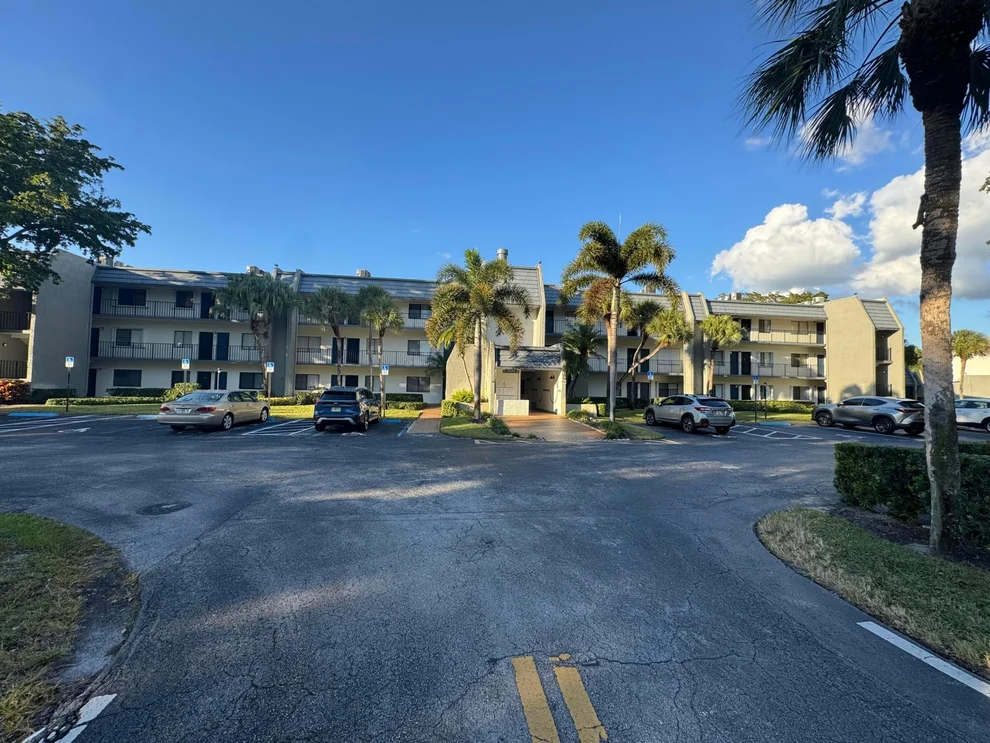 Unit for sale at 4832 Esedra Court, Lake Worth, FL 33467