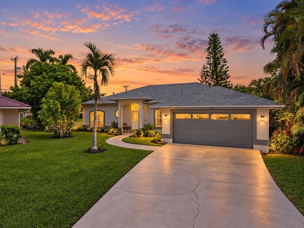 Unit for sale at 117 Hemingway Court, Royal Palm Beach, FL 33411