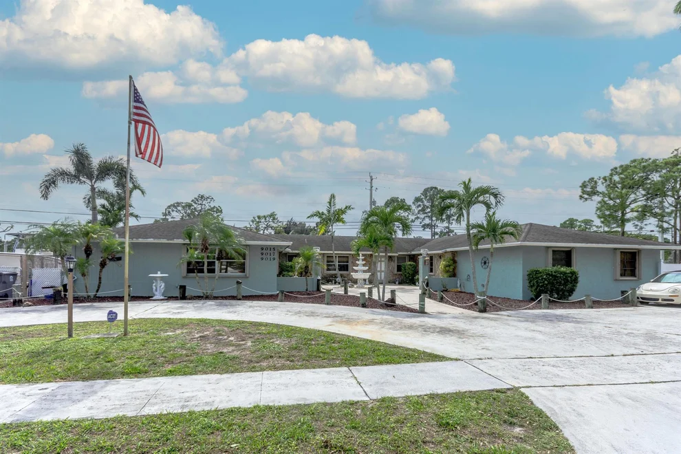 Unit for sale at 9015 W Highland Pines Boulevard, Palm Beach Gardens, FL 33418
