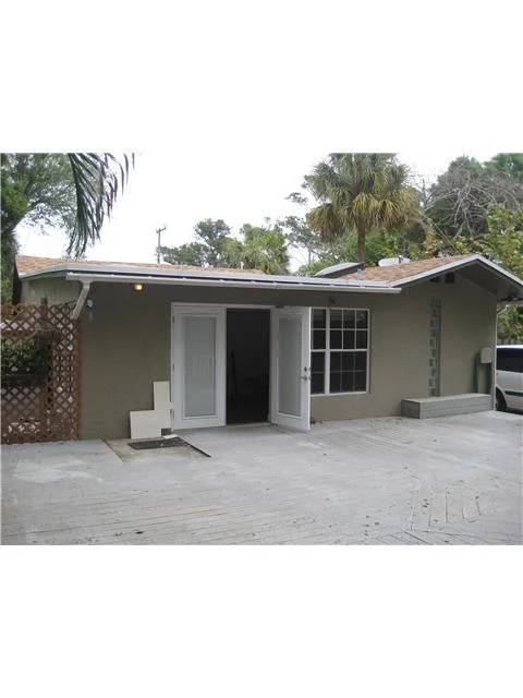 Unit for sale at 1122 SW 6th Street, Fort Lauderdale, FL 33312