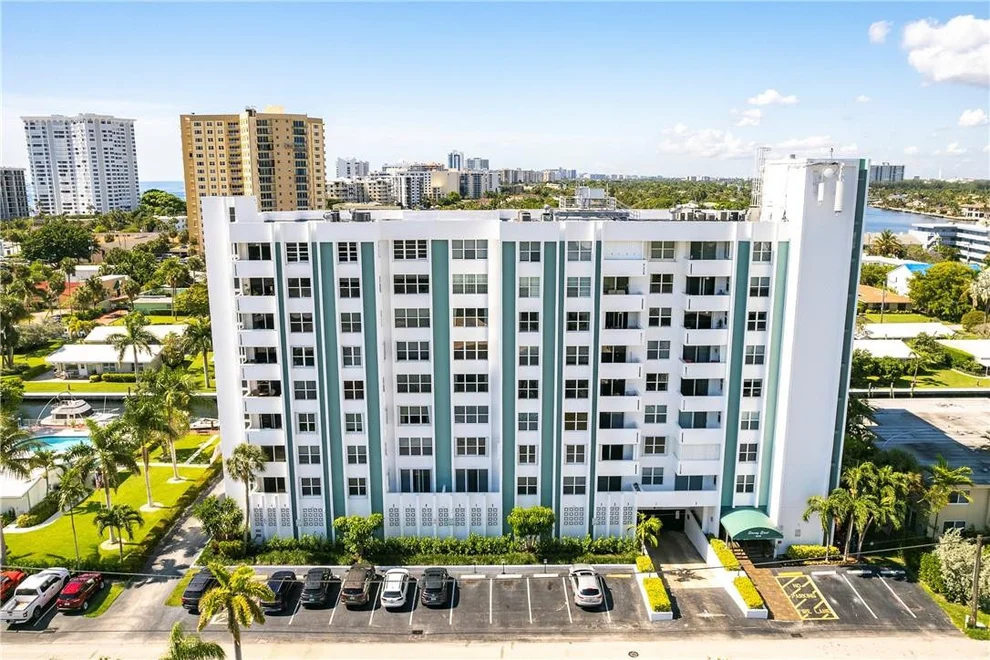 Unit for sale at 3210 SE 10th Street, Pompano Beach, FL 33062