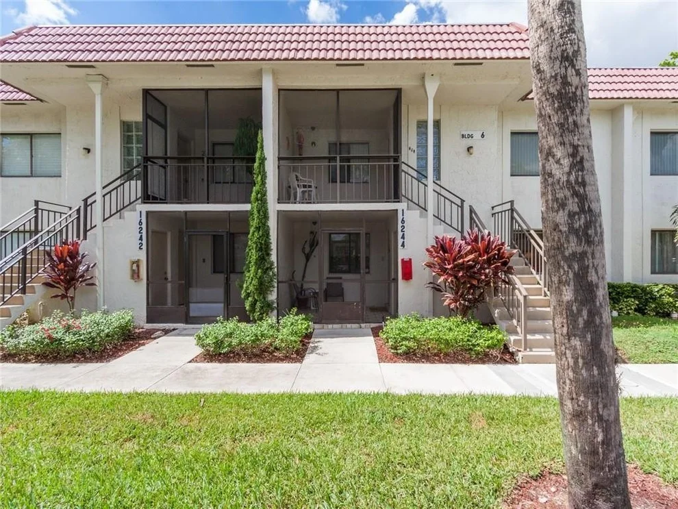 Unit for sale at 16244 Laurel Drive, Weston, FL 33326