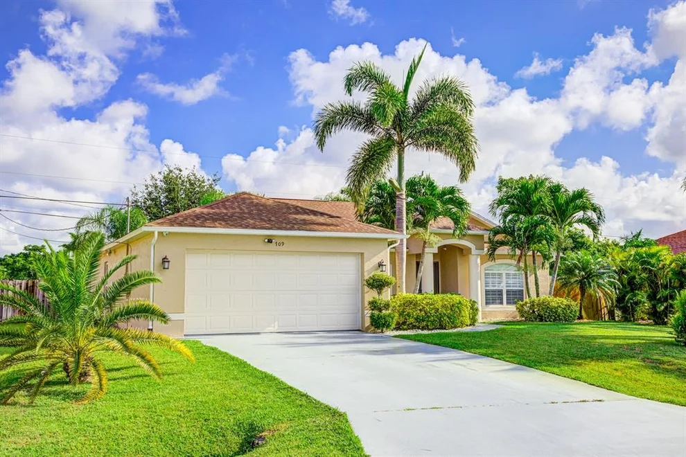 Unit for sale at 709 SW Jacoby Avenue, Port St Lucie, FL 34953