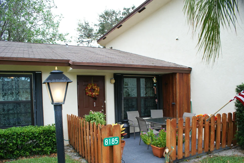 Unit for sale at 8185 SE Villa Way, Hobe Sound, FL 33455