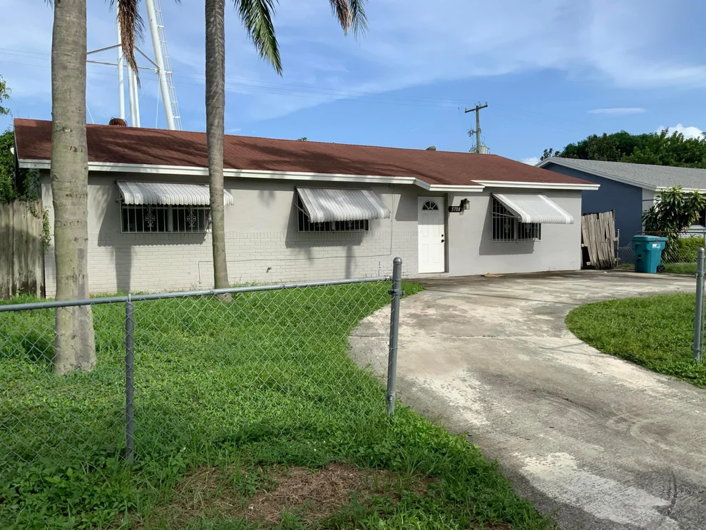 Unit for sale at 5708 DRIFTWOOD Street, Mangonia Park, FL 33407