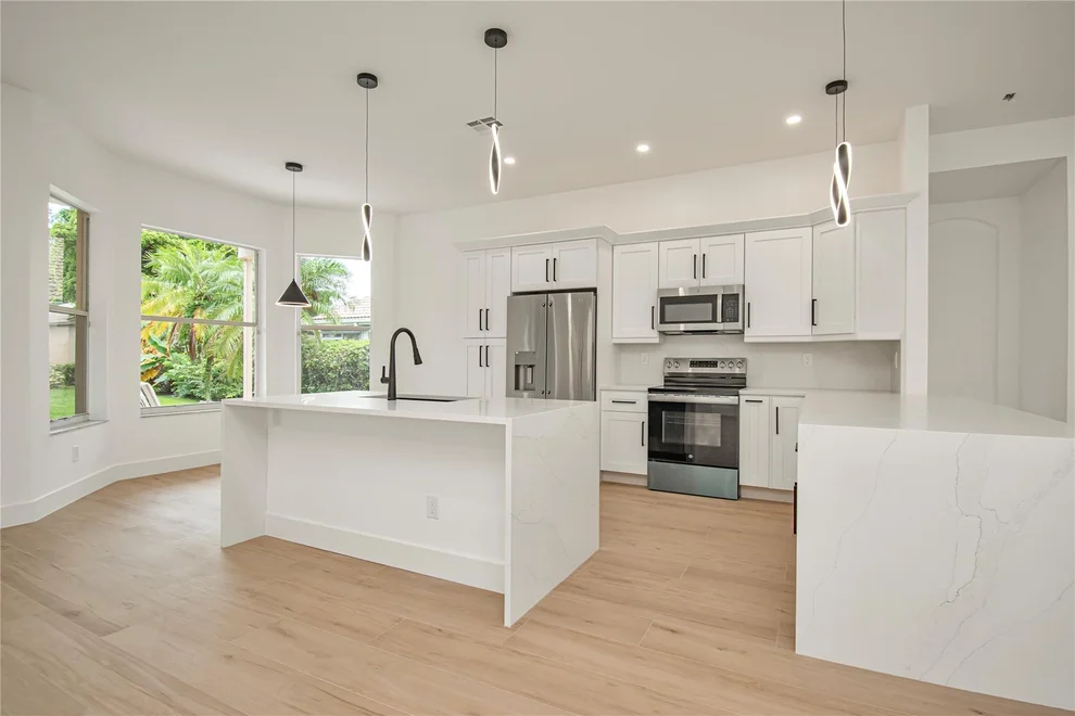 Unit for sale at 11524 Corazon Court, Boynton Beach, FL 33437
