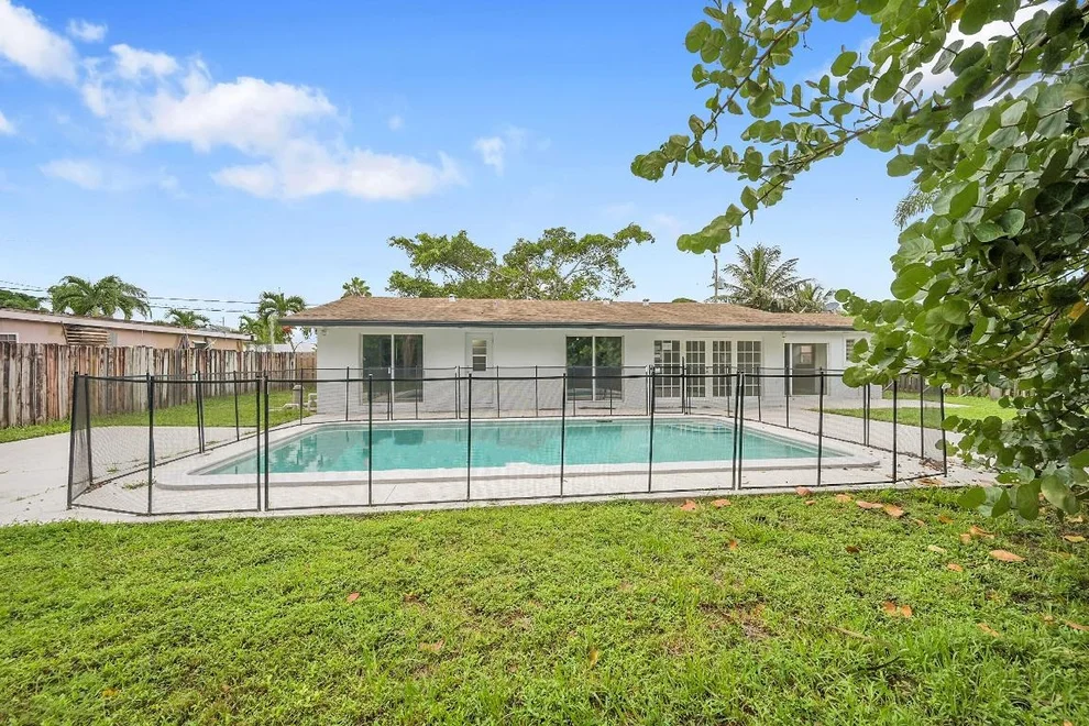 Unit for sale at 6952 Tradewind Way, Lake Worth, FL 33462