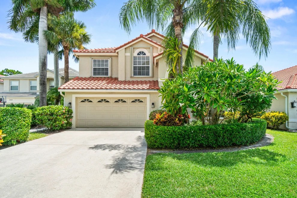 Unit for sale at 207 Pennock Trace Drive, Jupiter, FL 33458