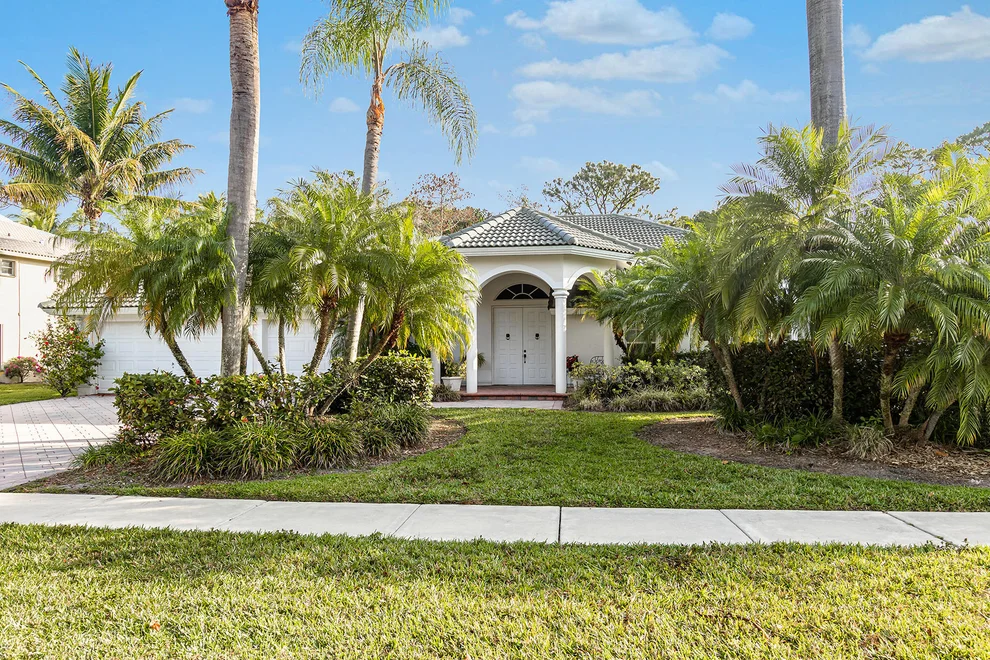 Unit for sale at 786 Cedar Cove Road, Wellington, FL 33414