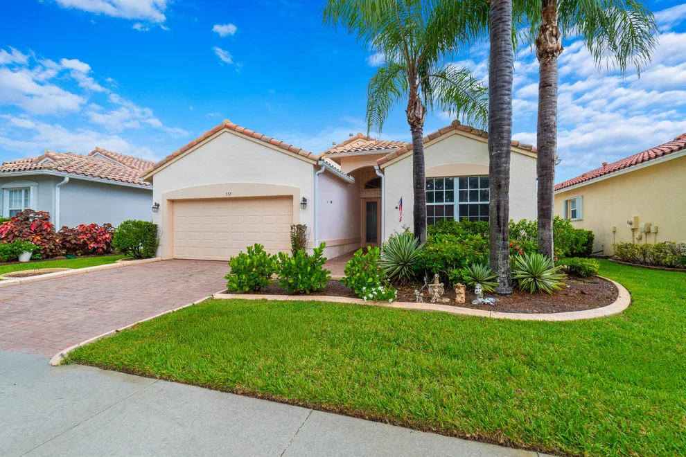 Unit for sale at 352 Springview Loop, Port St Lucie, FL 34986