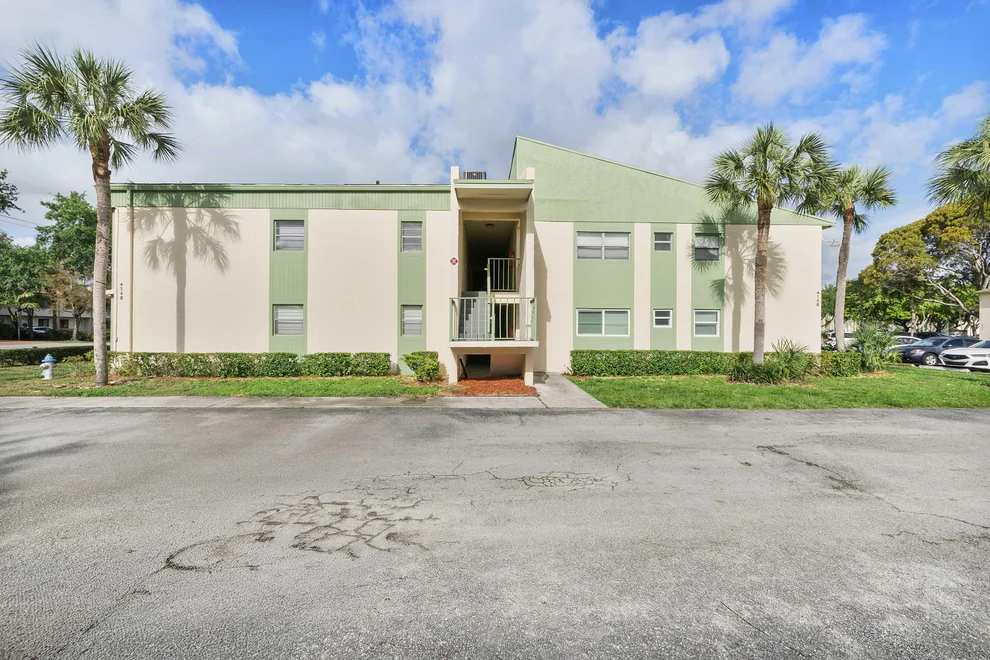 Unit for sale at 4148 NW 90th Avenue, Coral Springs, FL 33065