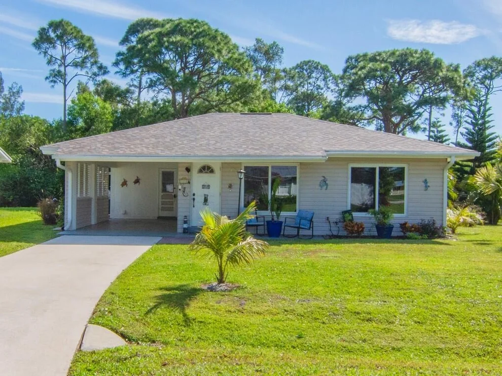 Unit for sale at 1010 35th Avenue, Vero Beach, FL 32960