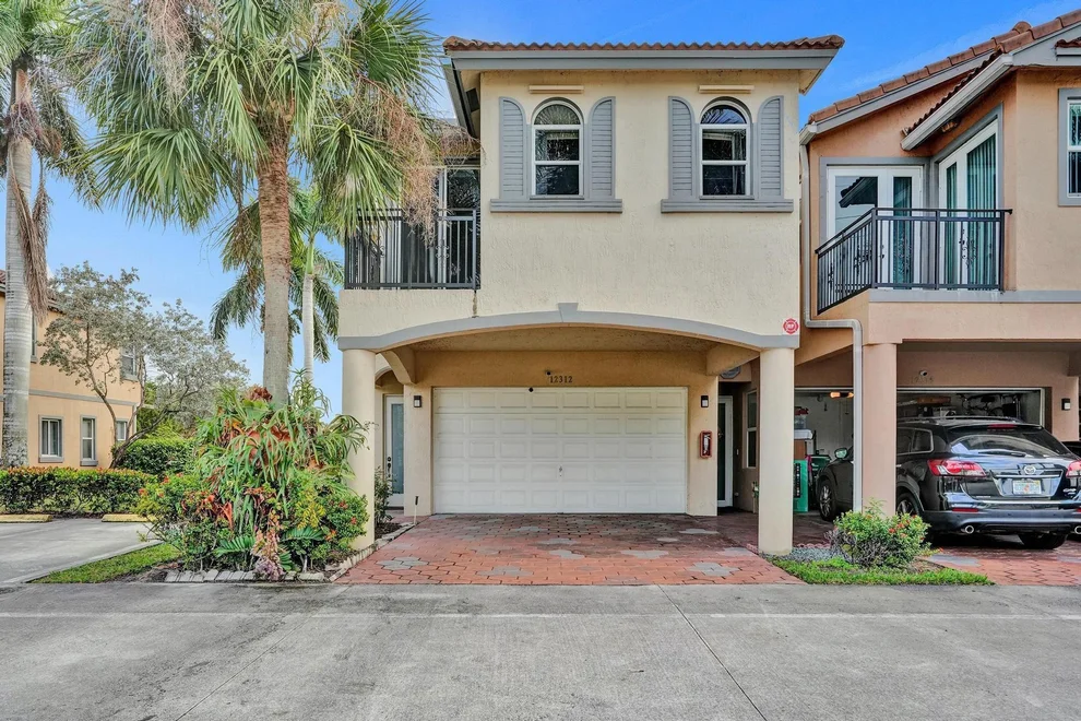 Unit for sale at 12312 Royal Palm Boulevard, Coral Springs, FL 33065