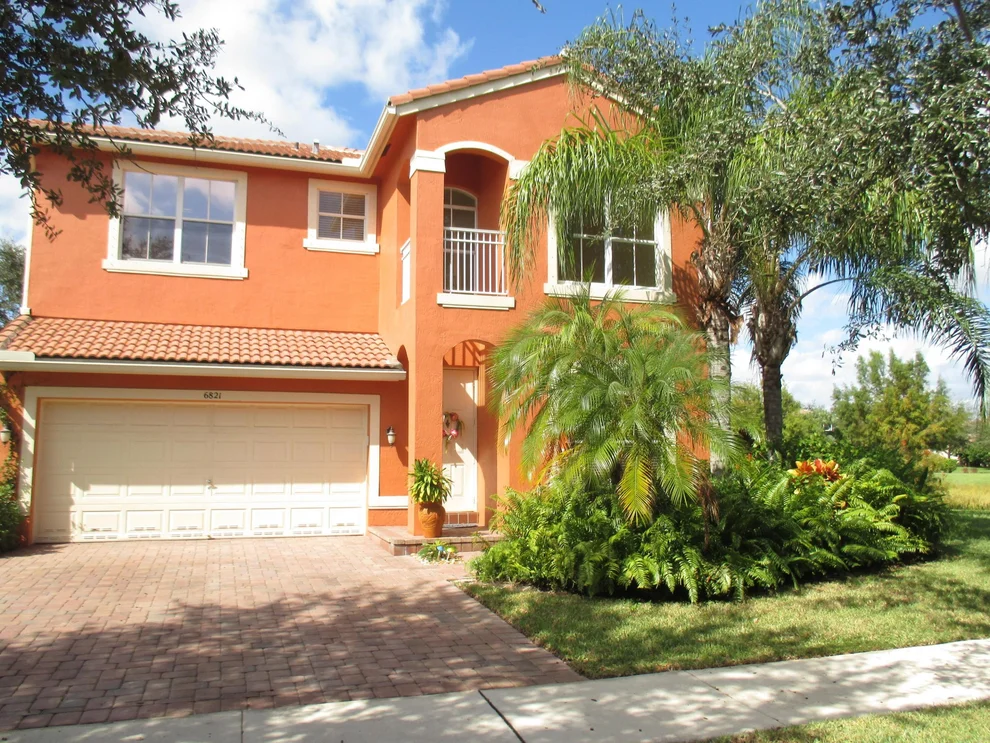 Unit for sale at 6821 Carolyn Way, Lake Worth, FL 33463