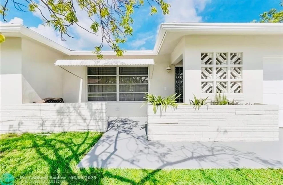 Unit for sale at 6113 NW 73rd Terrace, Tamarac, FL 33321