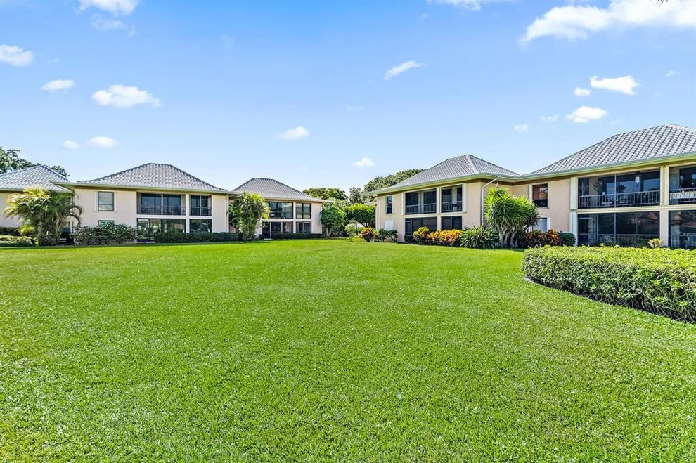 Unit for sale at 17 SE Turtle Creek E Drive, Tequesta, FL 33469