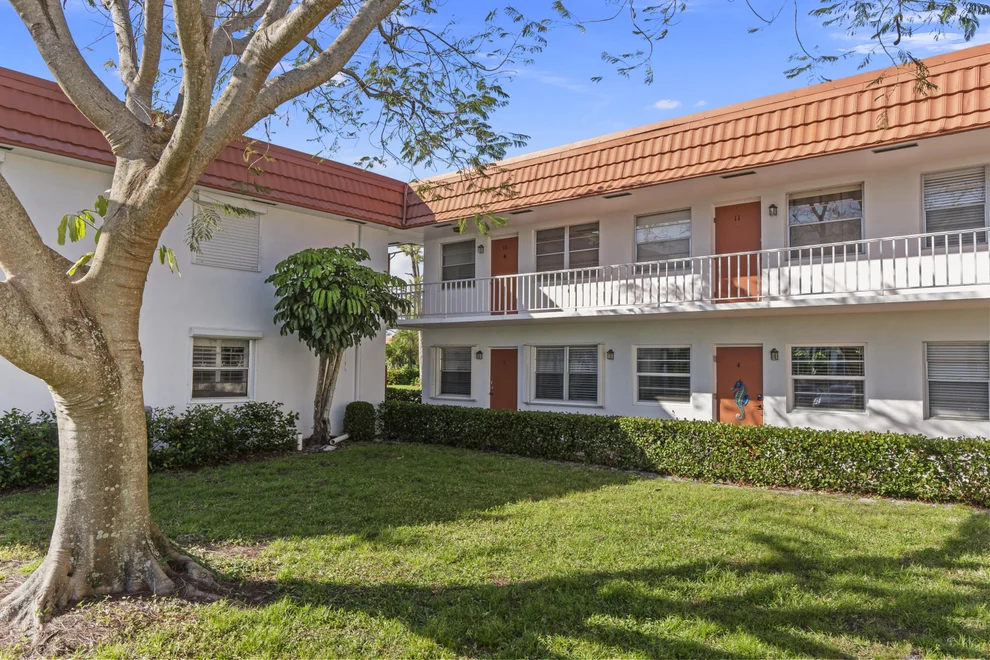 Unit for sale at 2600 SE Ocean Boulevard, Stuart, FL 34996