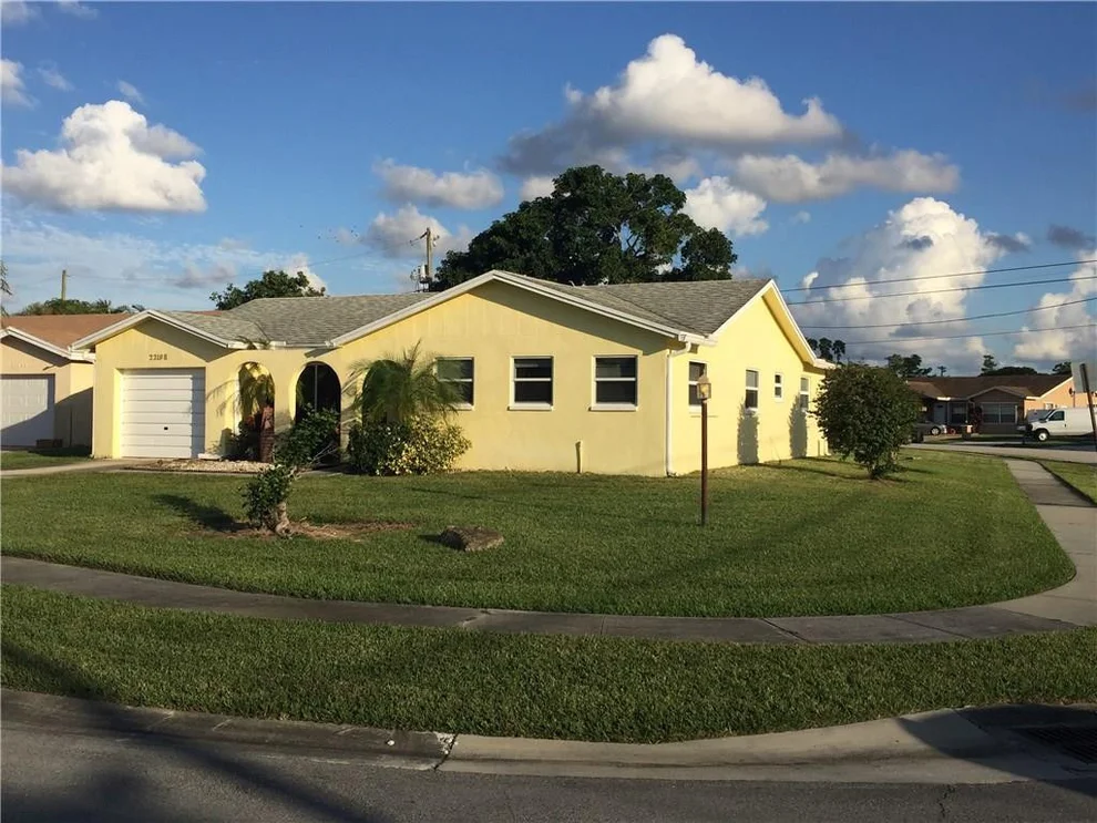 Unit for sale at 22198 SW 59th Avenue, Boca Raton, FL 33428