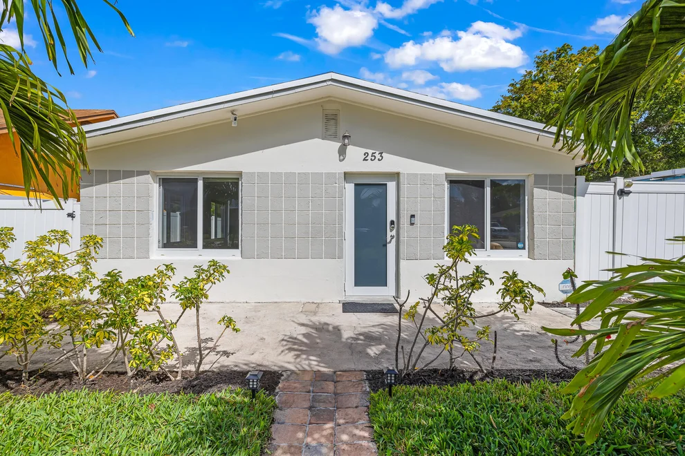 Unit for sale at 253 SW 2nd Court, Deerfield Beach, FL 33441