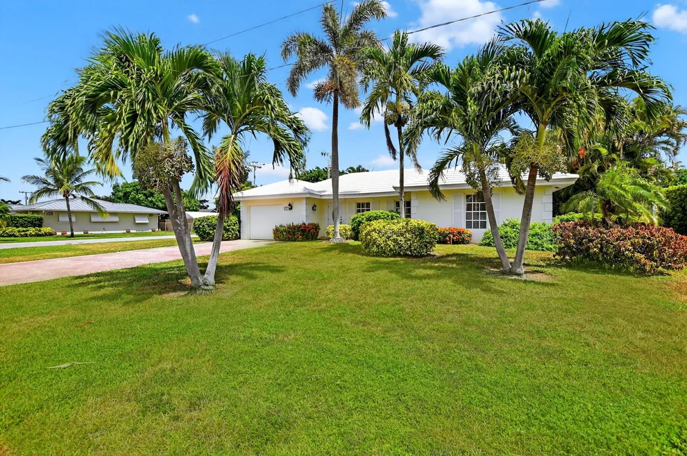 Unit for sale at 1999 N Conference Drive, Boca Raton, FL 33486