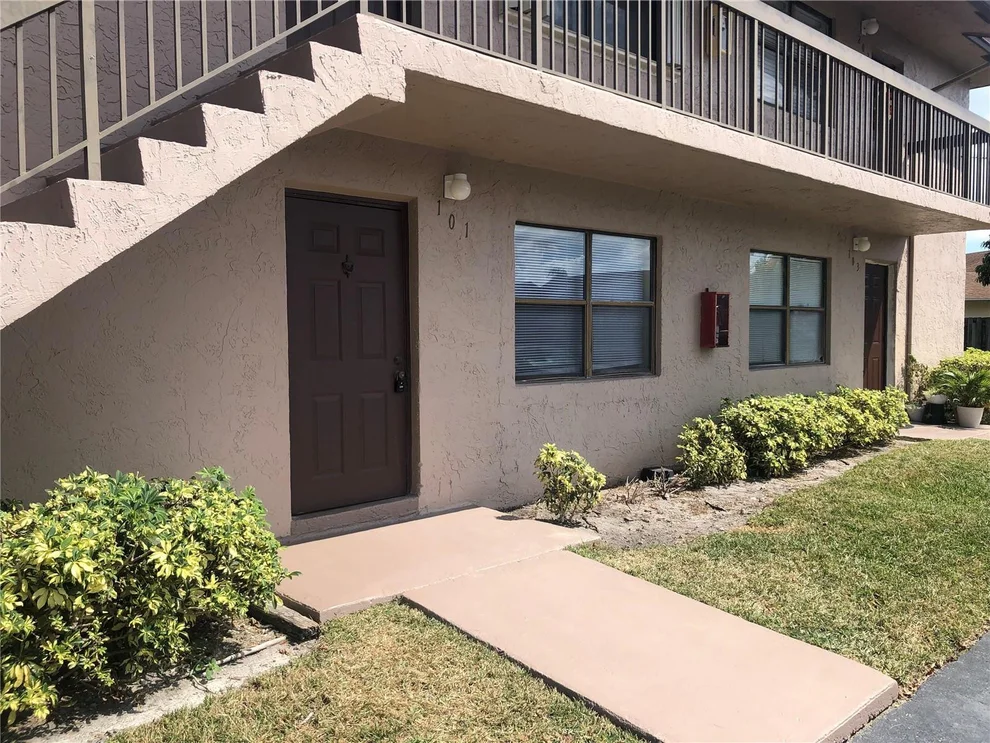 Unit for sale at 10057 Winding Lake Road, Sunrise, FL 33351
