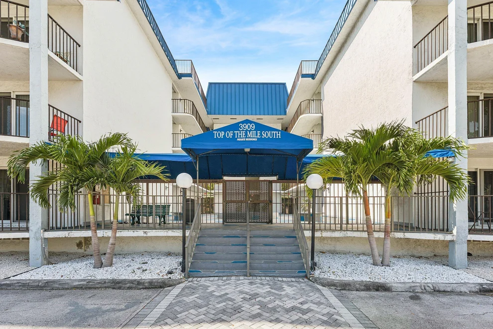 Unit for sale at 3909 N Ocean Boulevard, Fort Lauderdale, FL 33308