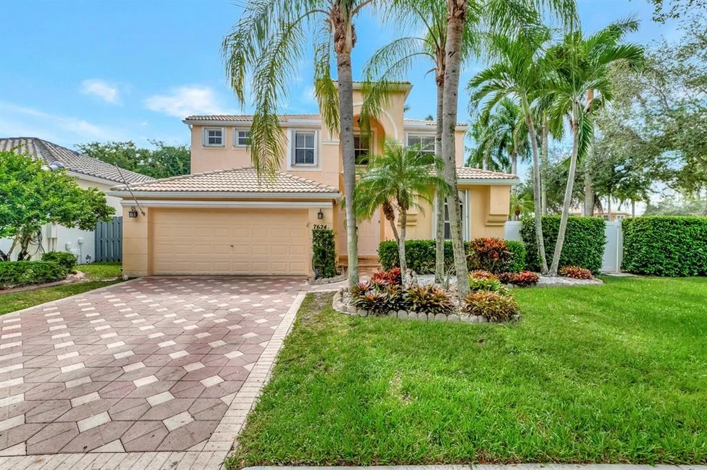 Unit for sale at 7624 Great Oak Drive, Lake Worth, FL 33467