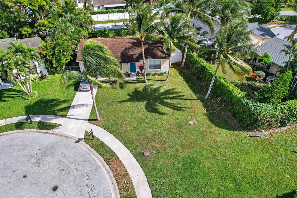 Unit for sale at 102 Cedar Court, Jupiter, FL 33458