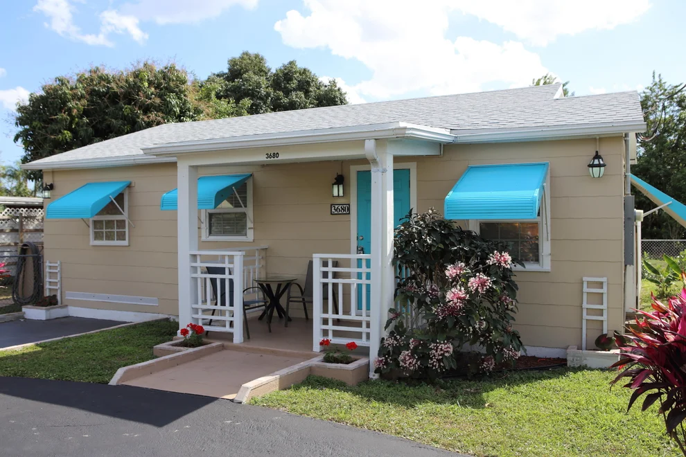 Unit for sale at 3680 Lakewood Road N, Palm Springs, FL 33461