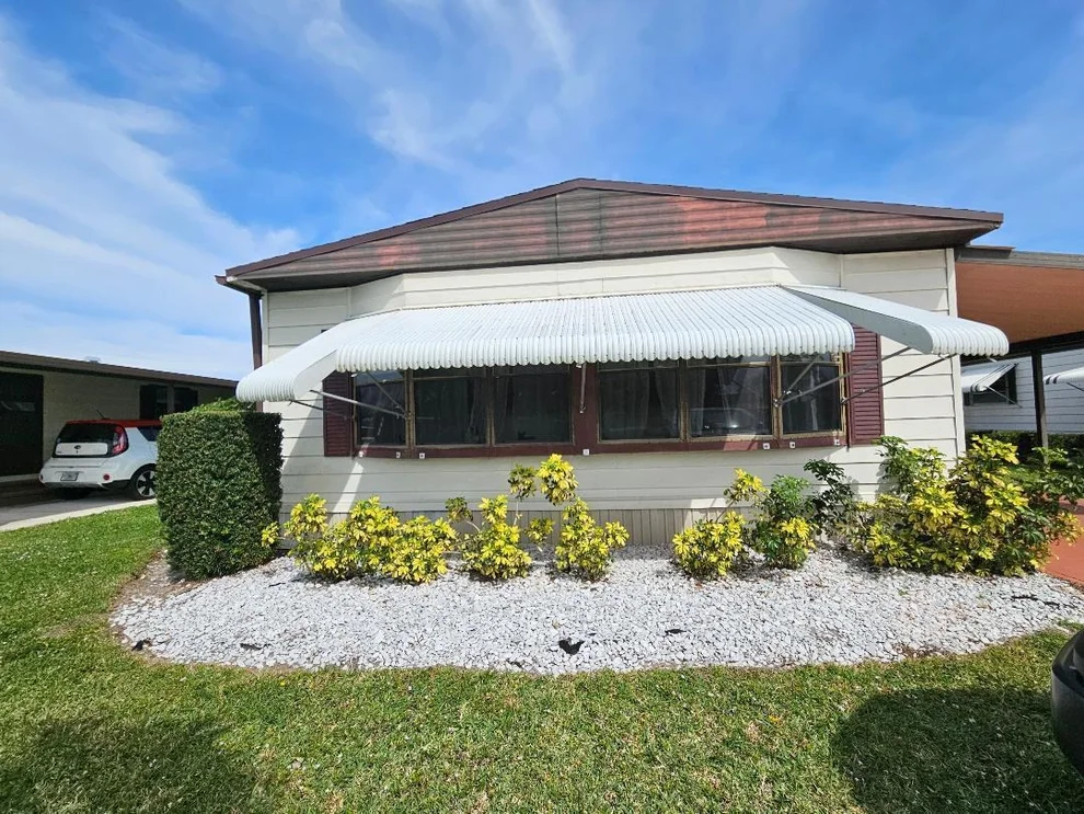 Unit for sale at 8073 SE Saratoga Drive, Hobe Sound, FL 33455