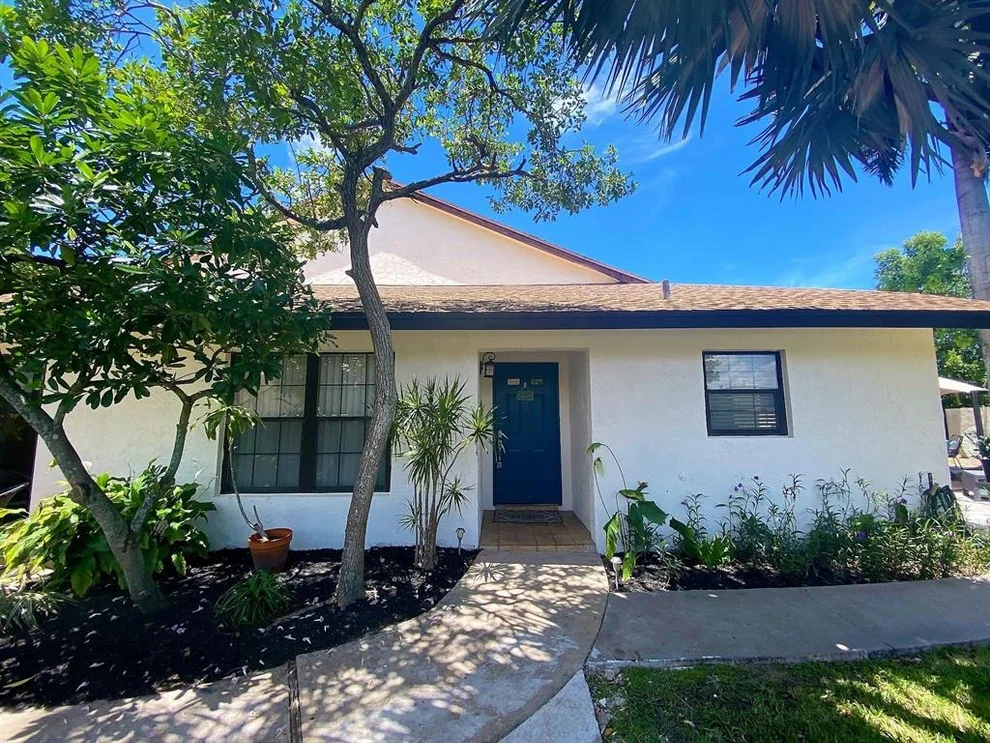 Unit for sale at 403 SW 27th Terrace, Delray Beach, FL 33445
