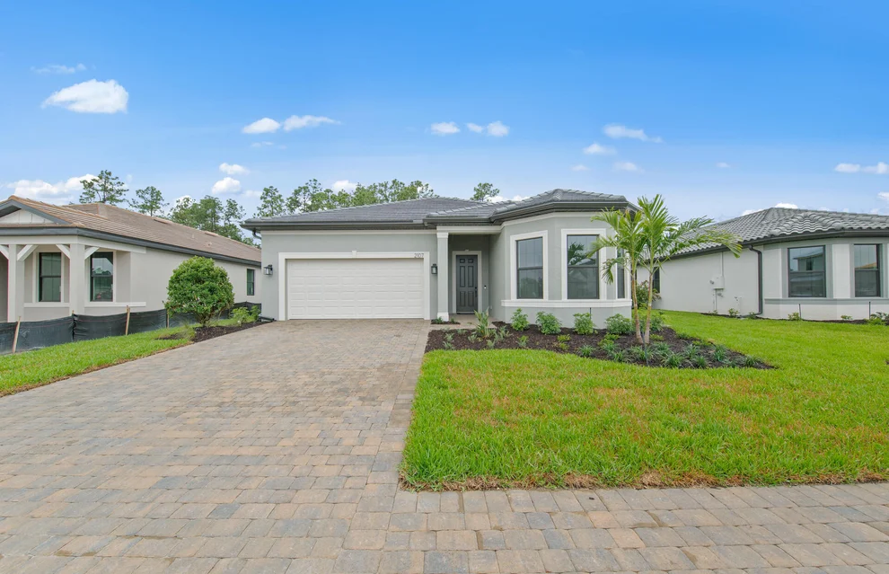 Unit for sale at 2107 Freemont Drive, Naples, FL 34120