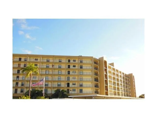 Unit for sale at 1627 Riverview Road, Deerfield Beach, FL 33441